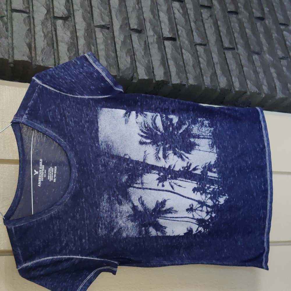 Women's burnout tee